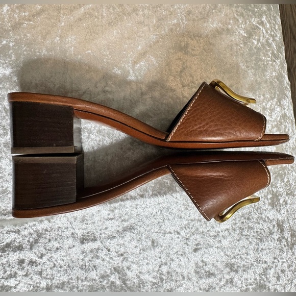 Valentino Vlogo Sandal - Picture 5 of 8
